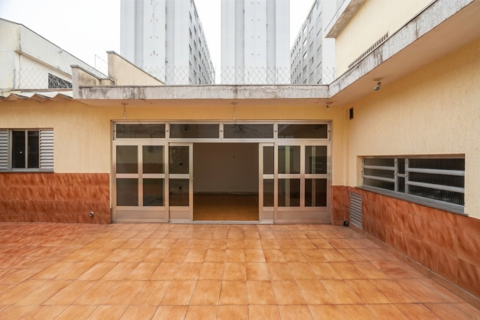 Sobrado Espaçoso no Planalto Paulista