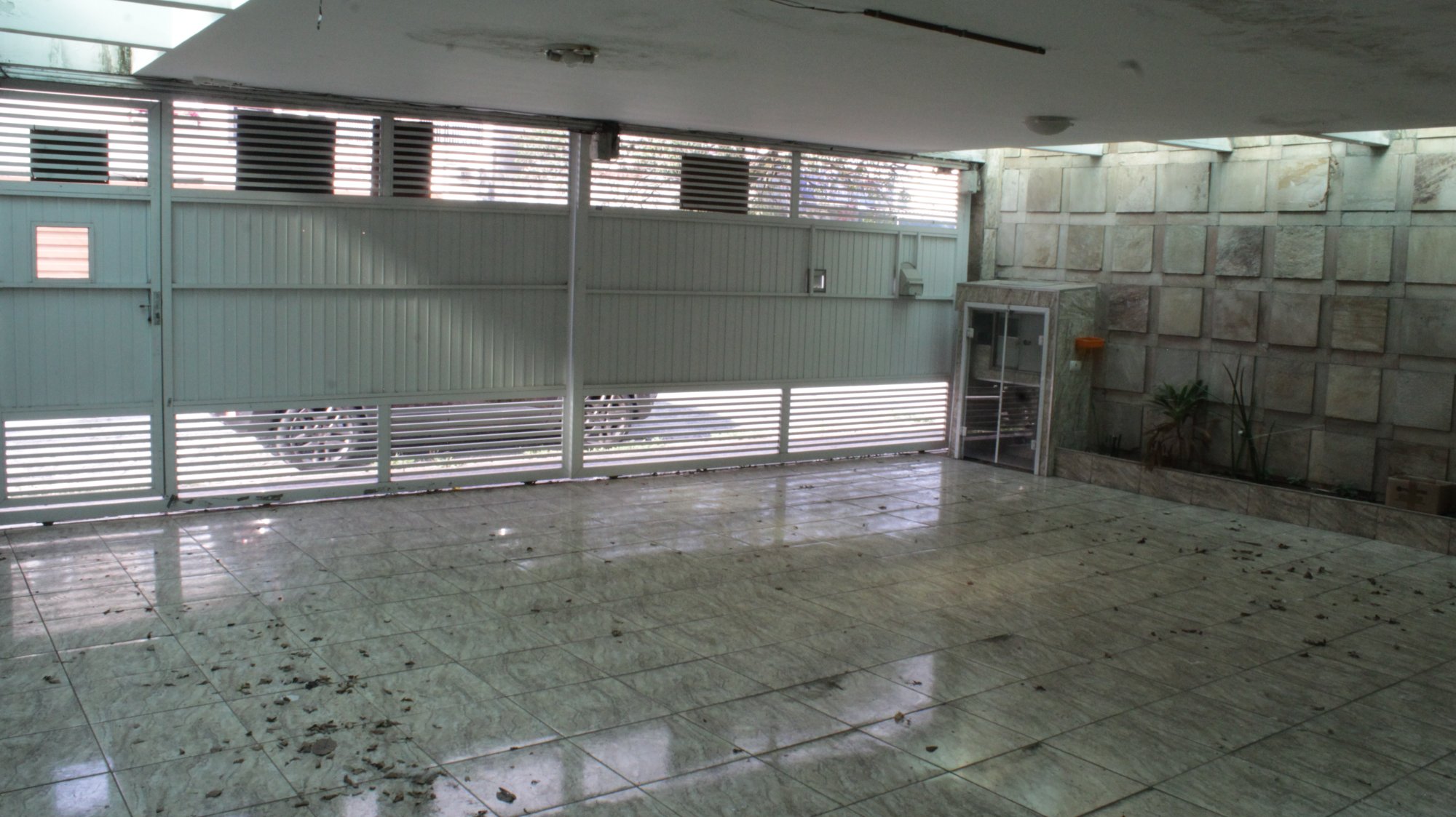 SOBRADO AMPLO NO BOSQUE DA SAÚDE – 270m² DE PURO ESPAÇO!