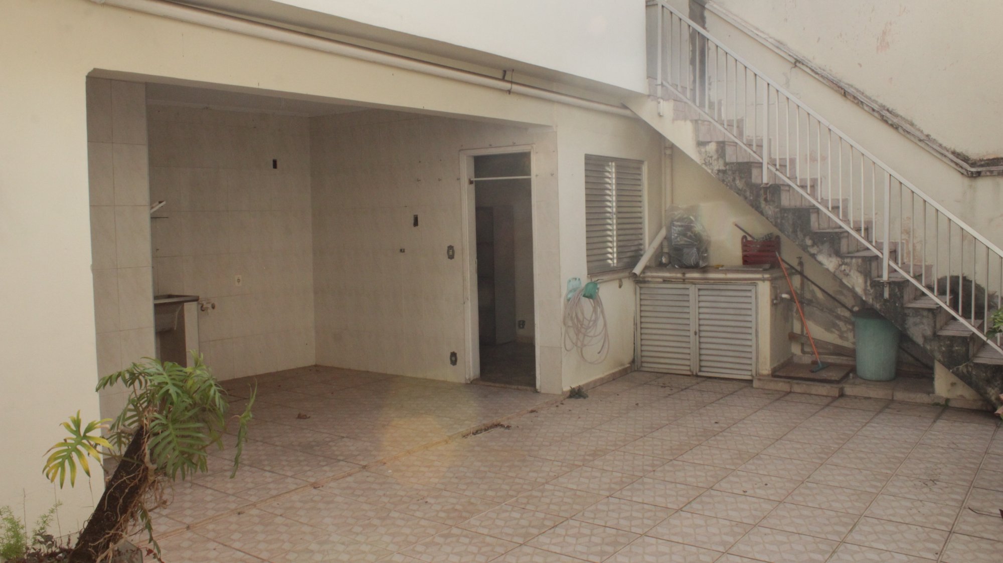 SOBRADO AMPLO NO BOSQUE DA SAÚDE – 270m² DE PURO ESPAÇO!