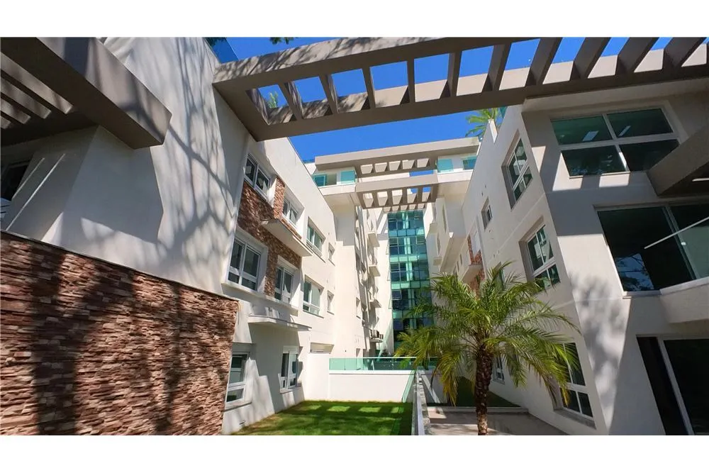 MDDA 160 Apto 610221004-9 - REMAX Donno Exclusividades MDDA 160 Apto 610221004-9 - REMAX Donno Exclusividades