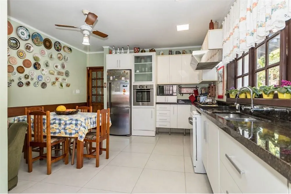 JISPAADFF 186 612521010-7 - REMAX Place Exclusividades JISPAADFF 186 612521010-7 - REMAX Place Exclusividades