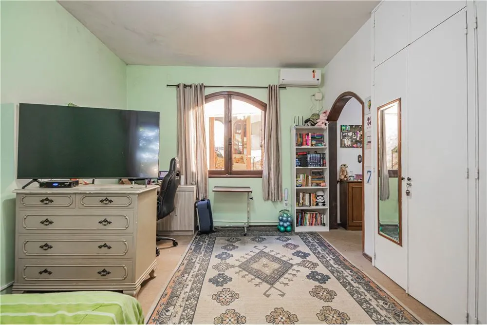 PIC 129 Casa 612481035-49 - REMAX Andar de Cima Exclusividades PIC 129 Casa 612481035-49 - REMAX Andar de Cima Exclusividades