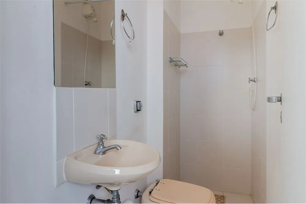 BVMDC 934 Apto 601081044-15 - REMAX Lepex Exclusividades BVMDC 934 Apto 601081044-15 - REMAX Lepex Exclusividades