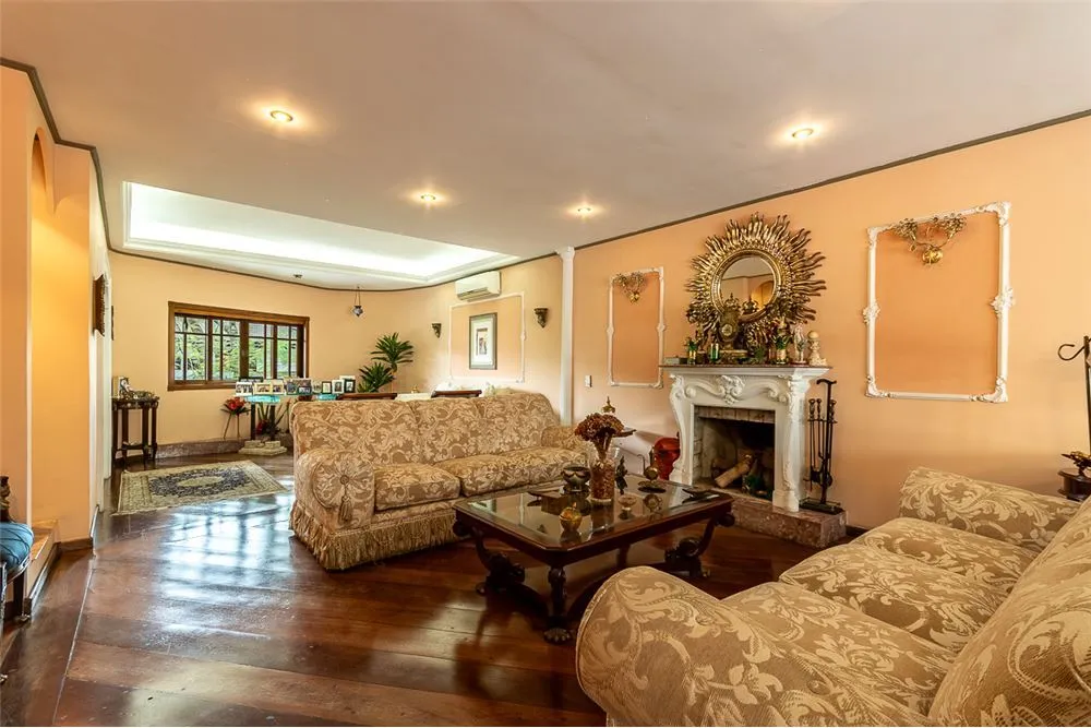 RPST 231 Casa 601971018-1076 - REMAX Empire Exclusividades RPST 231 Casa 601971018-1076 - REMAX Empire Exclusividades