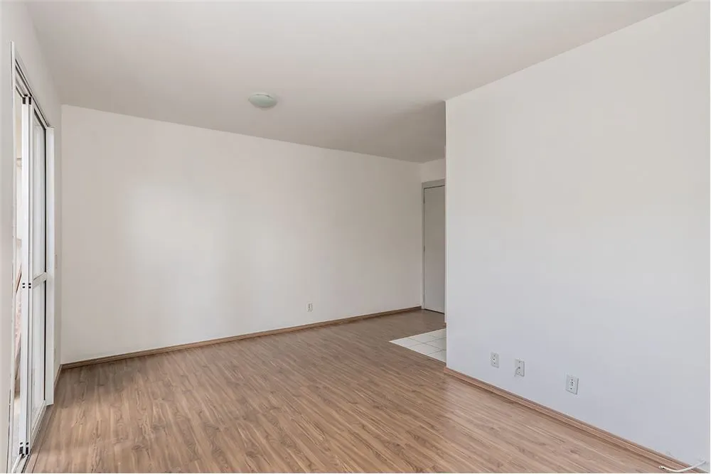 HJAF 411 Apto 610291021-119 - REMAX Capital Park Exclusividades