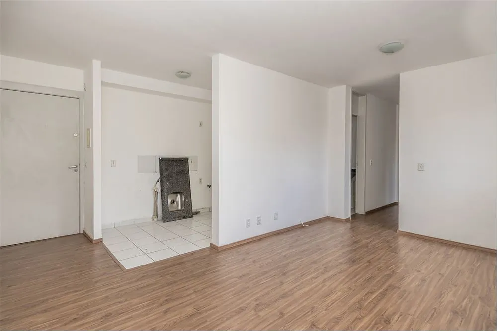 HJAF 411 Apto 610291021-119 - REMAX Capital Park Exclusividades