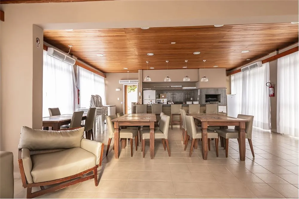 HJAF 411 Apto 610291021-119 - REMAX Capital Park Exclusividades