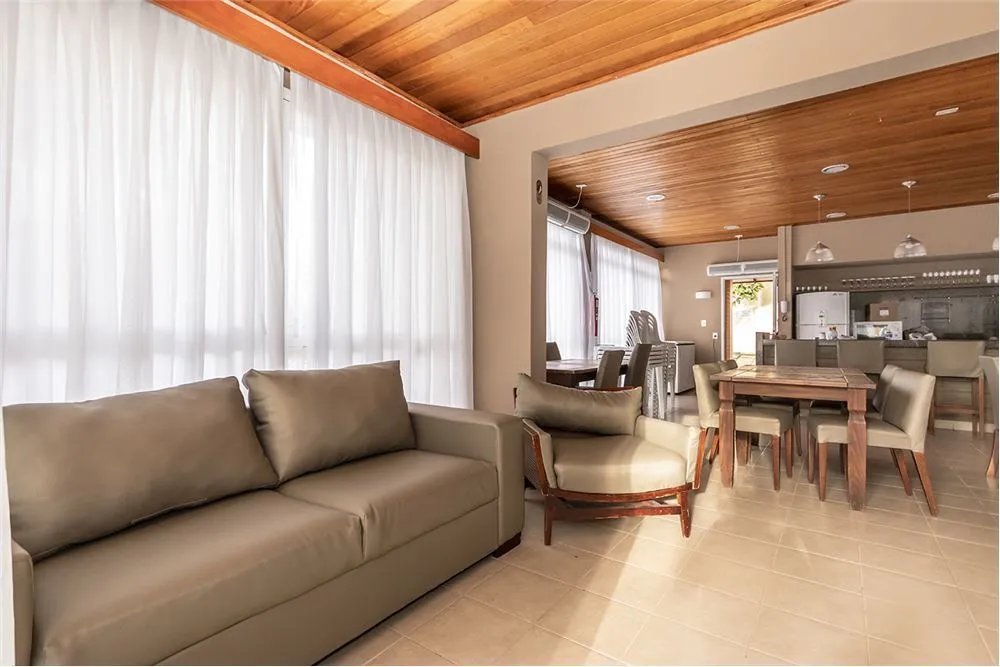 HJAF 411 Apto 610291021-119 - REMAX Capital Park Exclusividades