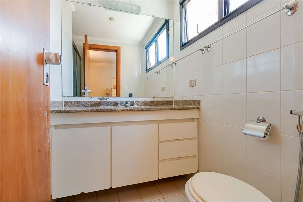 PDER 41 Apto 601081044-21 - REMAX Lepex Exclusividades PDER 41 Apto 601081044-21 - REMAX Lepex Exclusividades