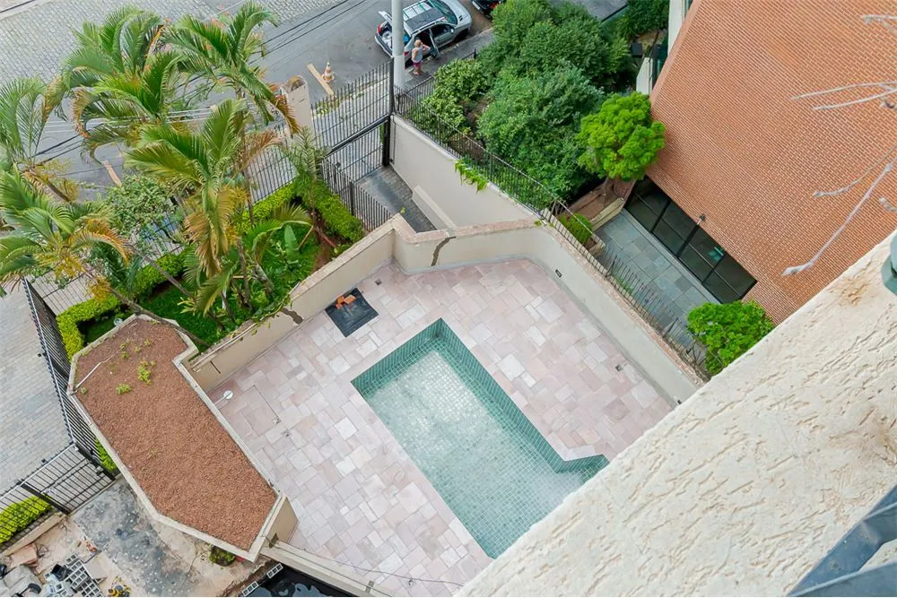 PDER 41 Apto 601081044-21 - REMAX Lepex Exclusividades PDER 41 Apto 601081044-21 - REMAX Lepex Exclusividades