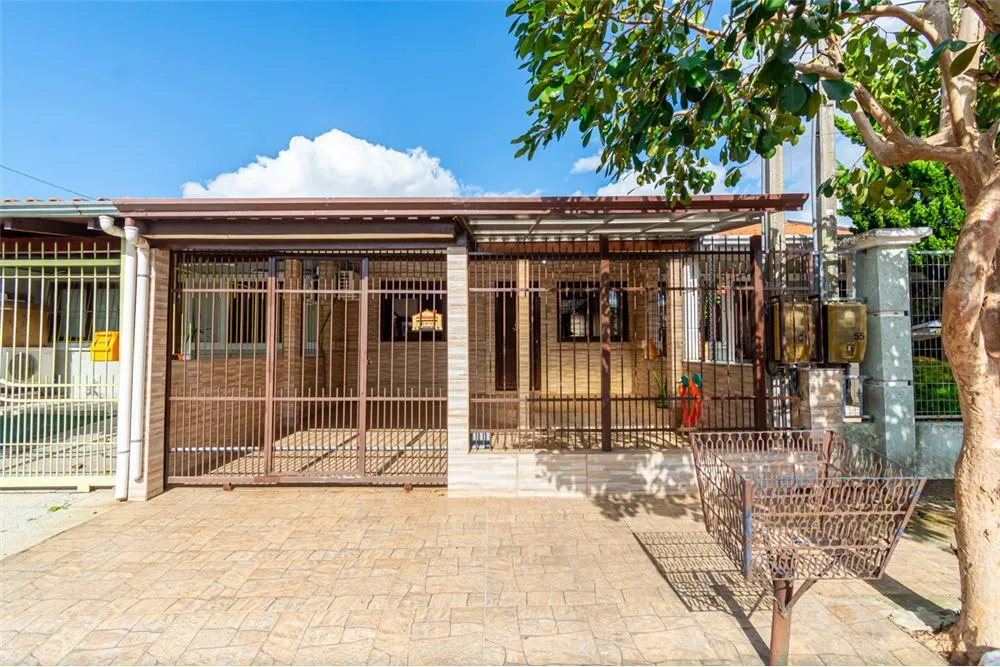 SJM 61 Casa 610241001-84 - REMAX 520 Exclusividades SJM 61 Casa 610241001-84 - REMAX 520 Exclusividades