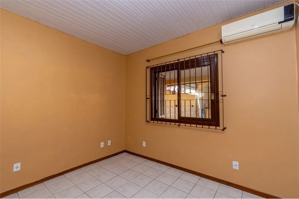 SJM 61 Casa 610241001-84 - REMAX 520 Exclusividades SJM 61 Casa 610241001-84 - REMAX 520 Exclusividades