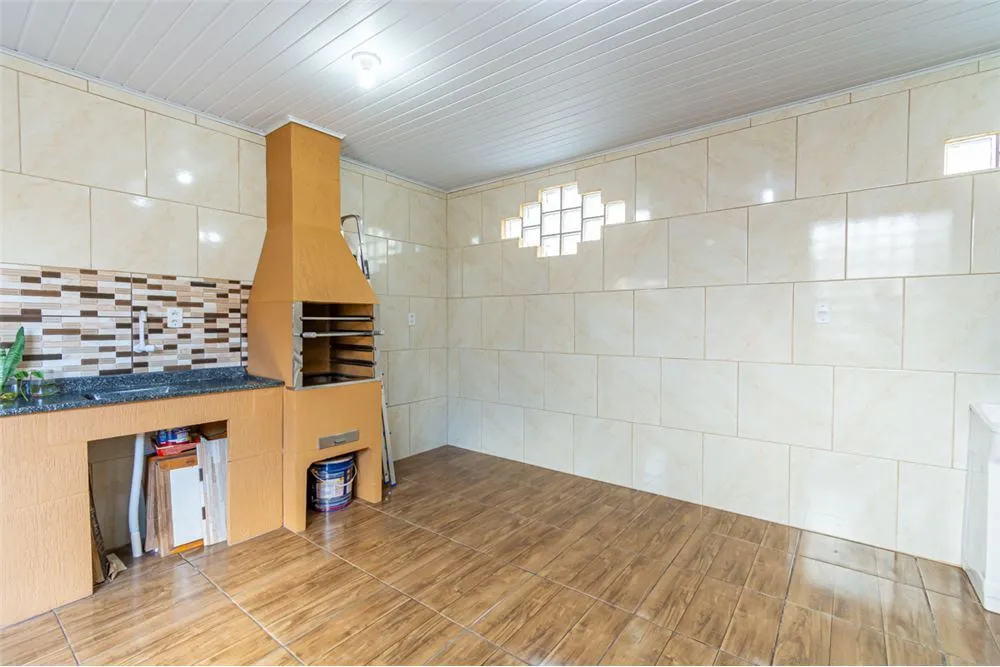 SJM 61 Casa 610241001-84 - REMAX 520 Exclusividades SJM 61 Casa 610241001-84 - REMAX 520 Exclusividades