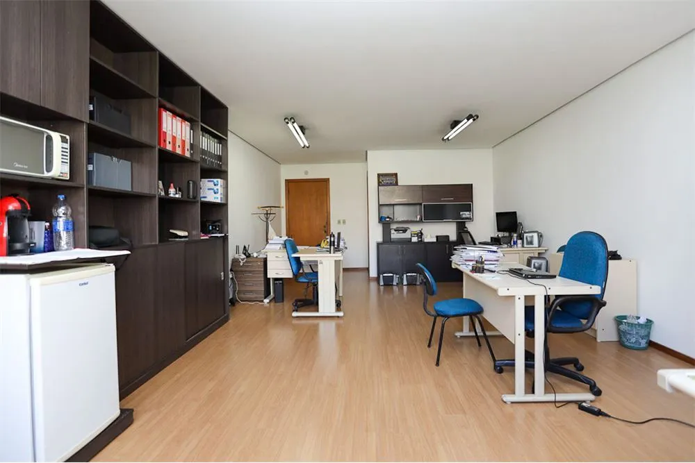 FCC 1636 Sala 612521010-66 - REMAX Place Exclusividades FCC 1636 Sala 612521010-66 - REMAX Place Exclusividades