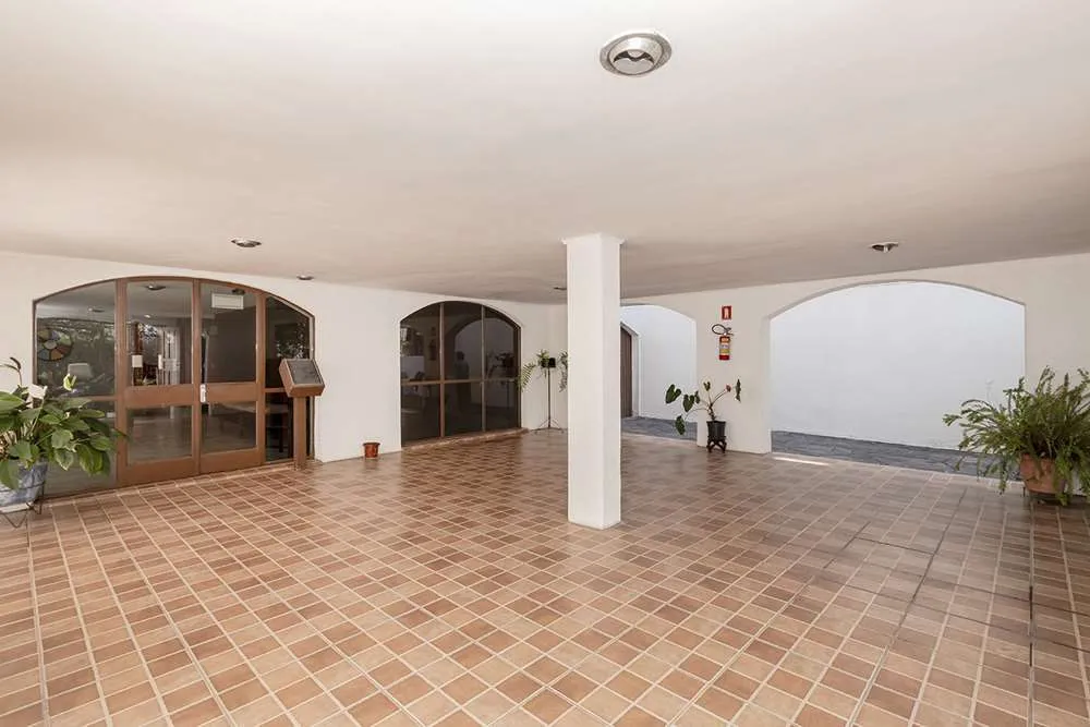 PEDQ 786 Apto 610291021-124 - REMAX Capital Park Exclusividades