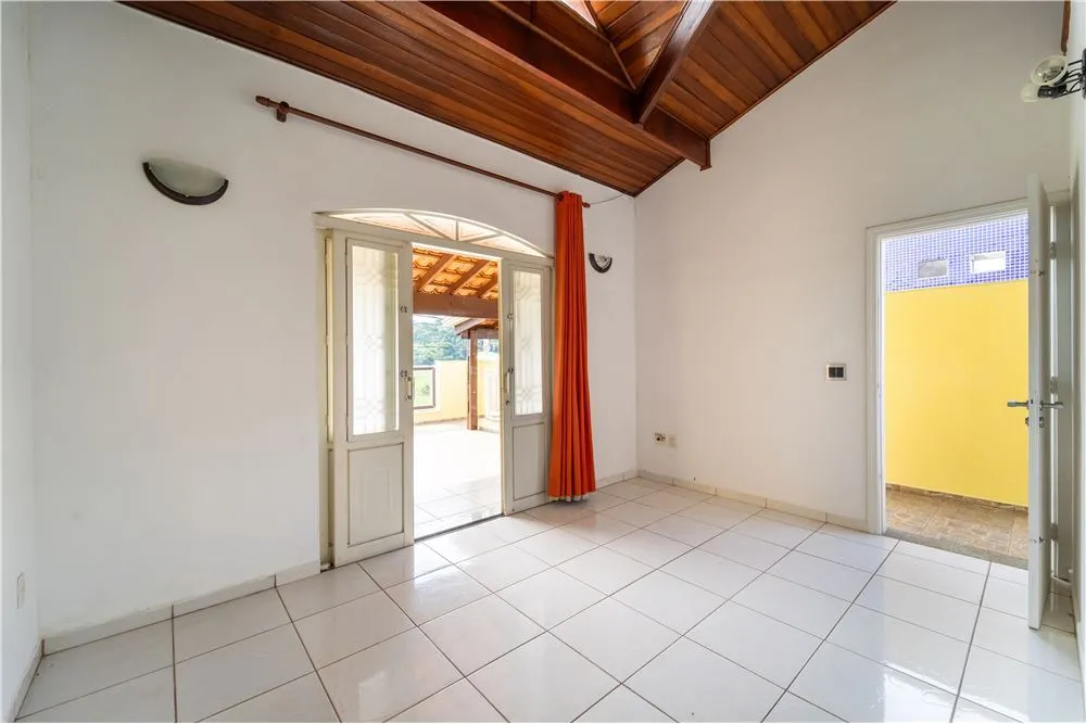 PSLFA 292 Casa 690591001-16 - REMAX Máxima Exclusividades PSLFA 292 Casa 690591001-16 - REMAX Máxima Exclusividades
