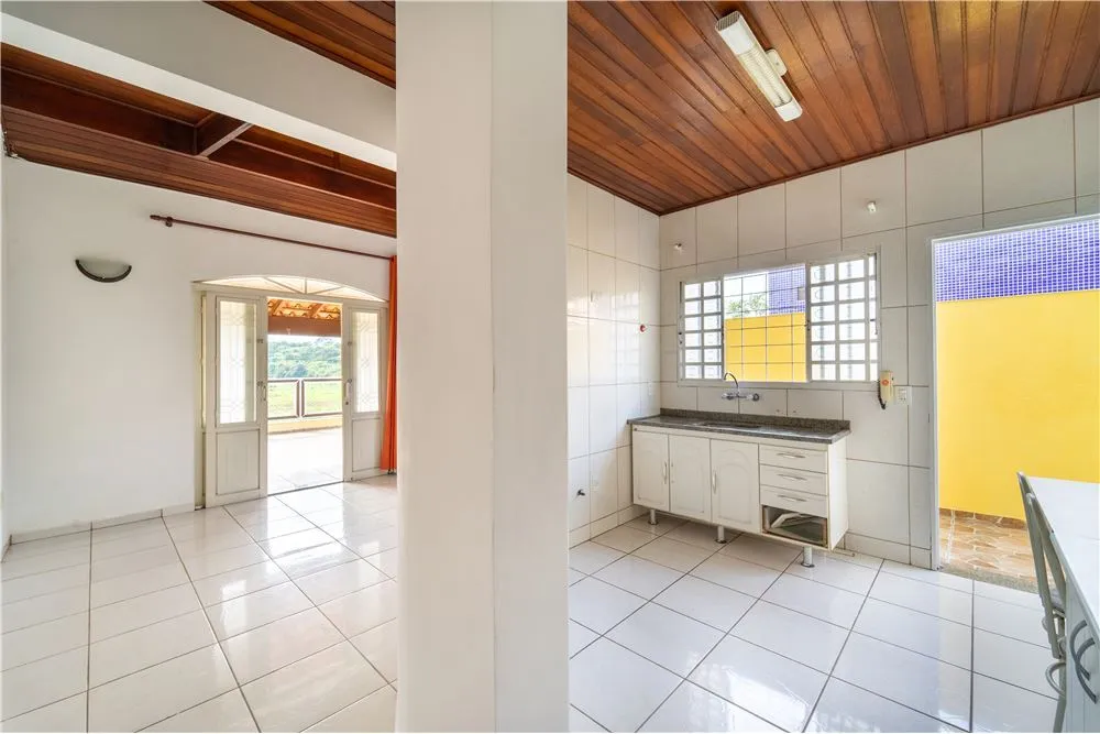 PSLFA 292 Casa 690591001-16 - REMAX Máxima Exclusividades PSLFA 292 Casa 690591001-16 - REMAX Máxima Exclusividades