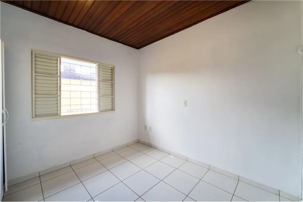 PSLFA 292 Casa 690591001-16 - REMAX Máxima Exclusividades PSLFA 292 Casa 690591001-16 - REMAX Máxima Exclusividades
