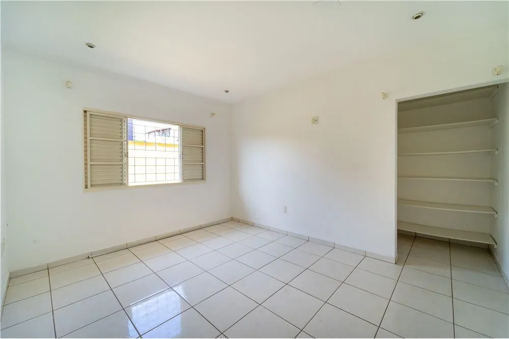PSLFA 292 Casa 690591001-16 - REMAX Máxima Exclusividades PSLFA 292 Casa 690591001-16 - REMAX Máxima Exclusividades