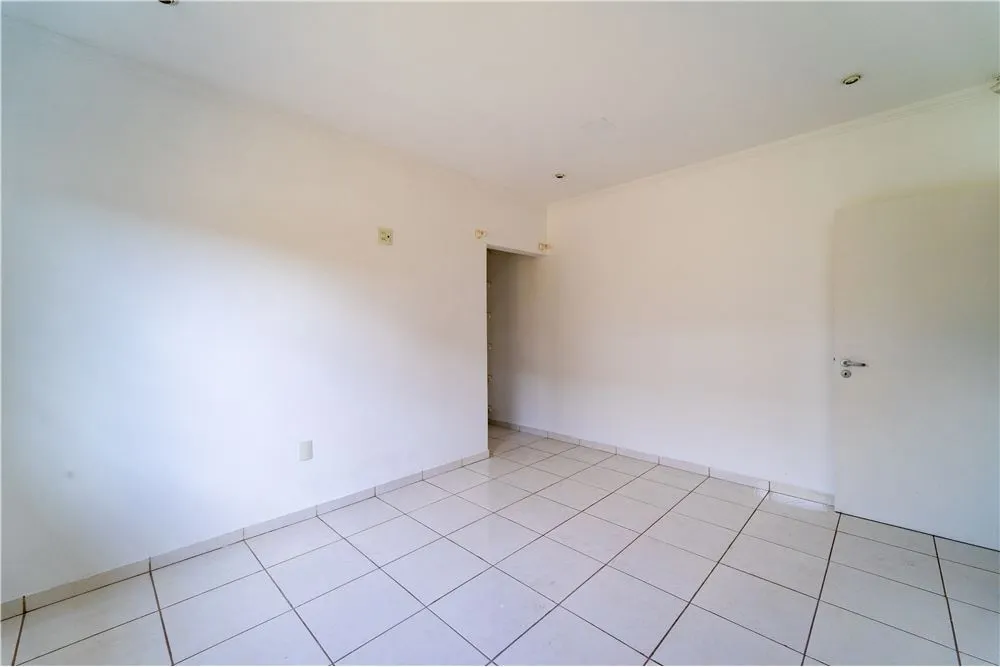 PSLFA 292 Casa 690591001-16 - REMAX Máxima Exclusividades PSLFA 292 Casa 690591001-16 - REMAX Máxima Exclusividades