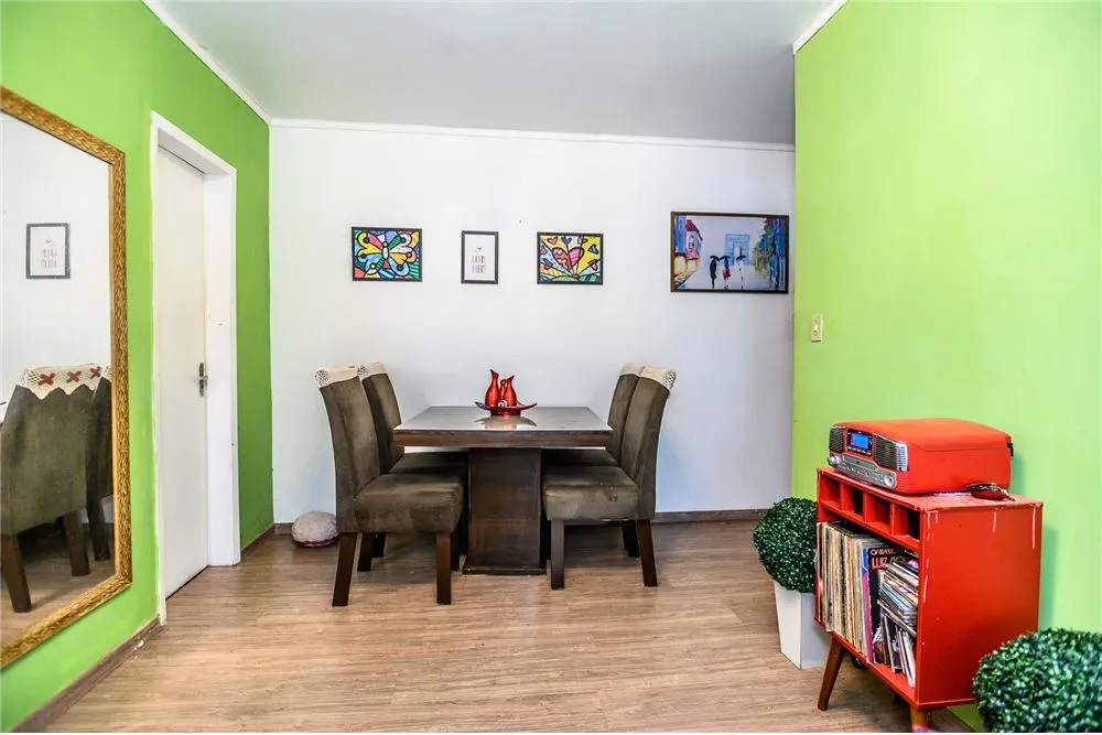 VIDS 208 Apto 612481063-5 - REMAX Andar de Cima Exclusividades