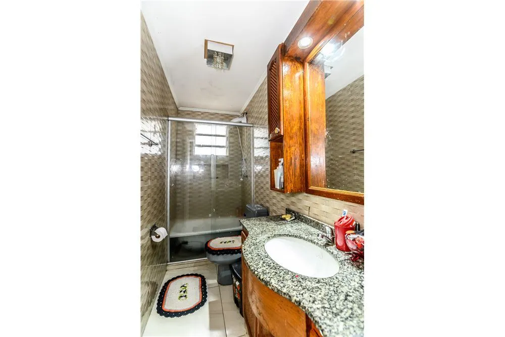 VIDS 208 Apto 612481063-5 - REMAX Andar de Cima Exclusividades
