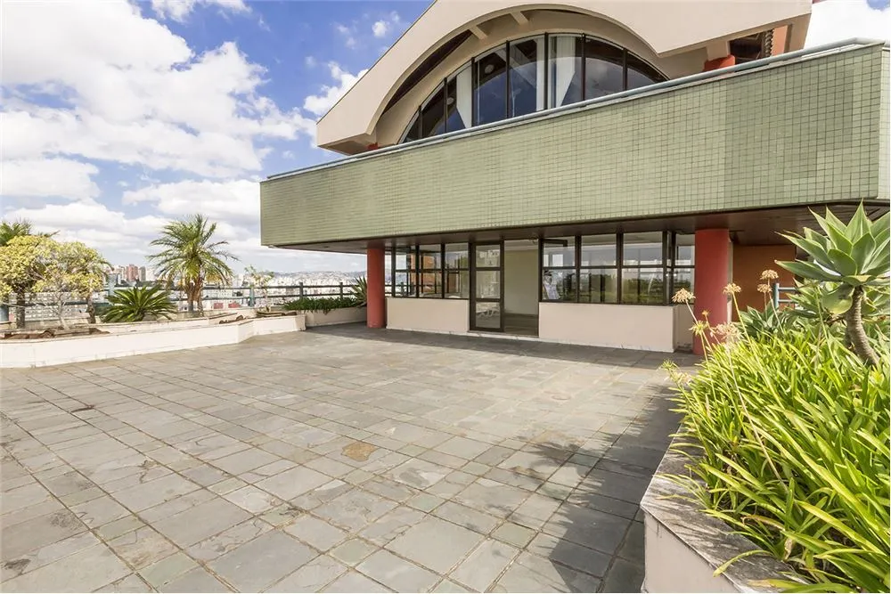 II 811 Apto 612481066-201 - REMAX Andar de Cima Exclusividades