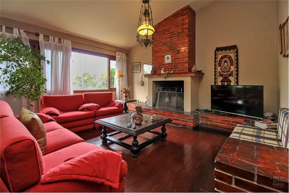BVSADPB 235 Casa 612521044-22 - REMAX Place Exclusividades
