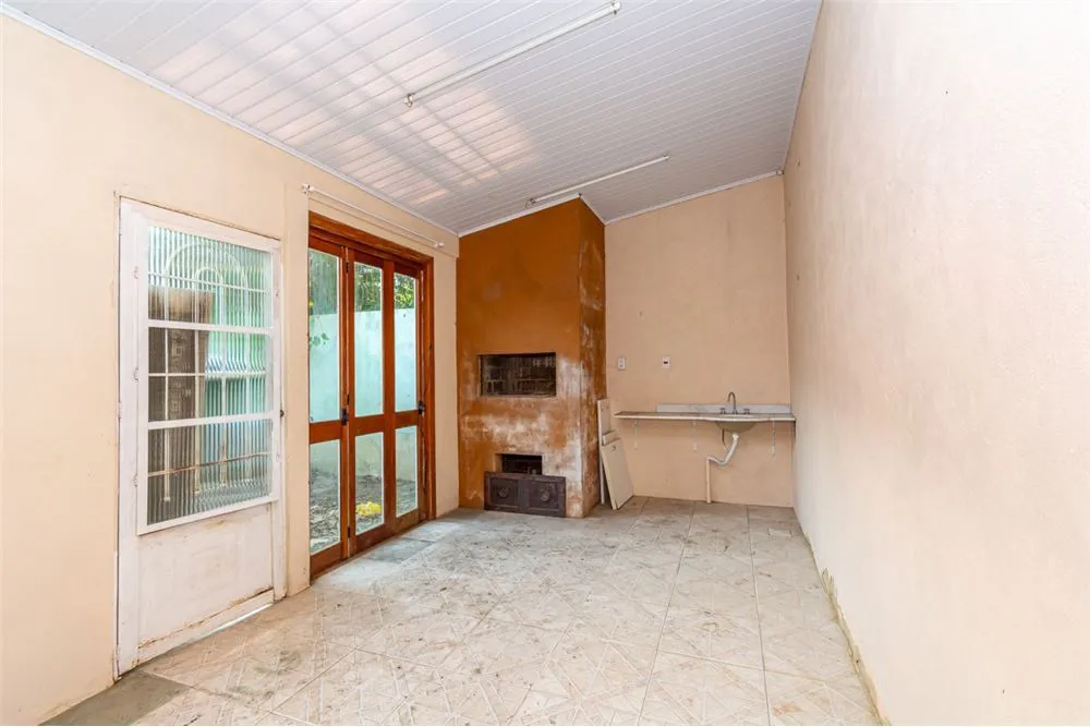 HDG 81 Casa 610241030-4 - REMAX 520 Exclusividades HDG 81 Casa 610241030-4 - REMAX 520 Exclusividades