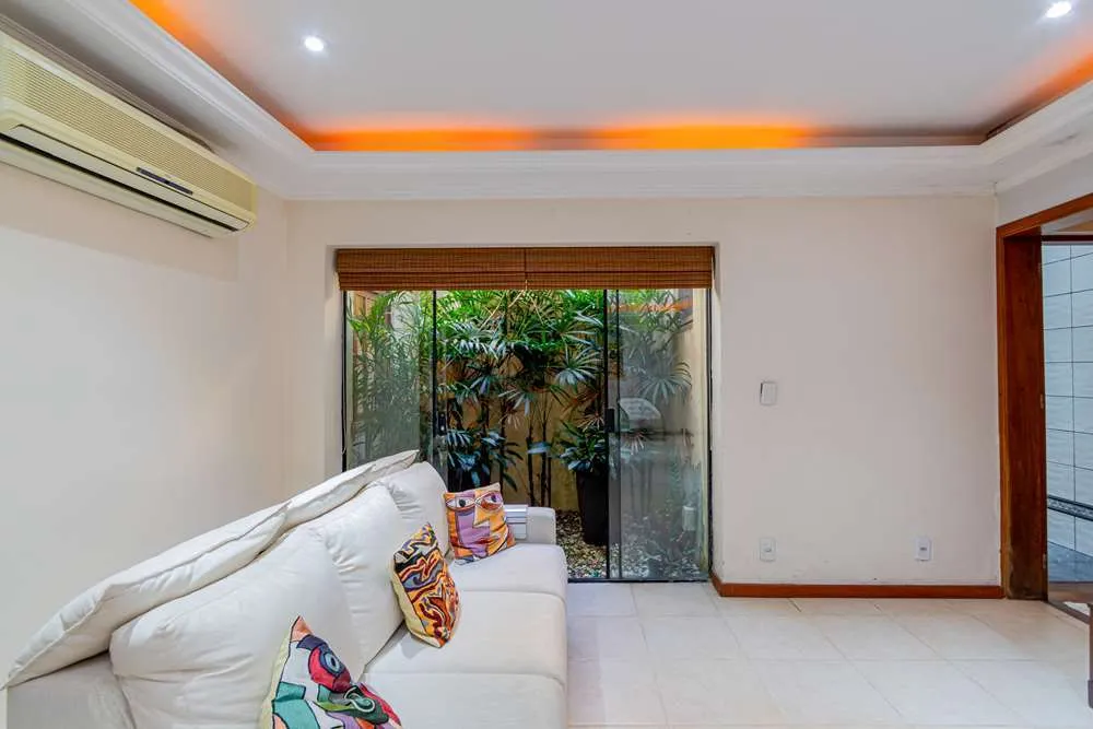 TSNDDF 429 Casa 612481066-215 - REMAX Andar de Cima Exclusividades TSNDDF 429 Casa 612481066-215 - REMAX Andar de Cima Exclusividades