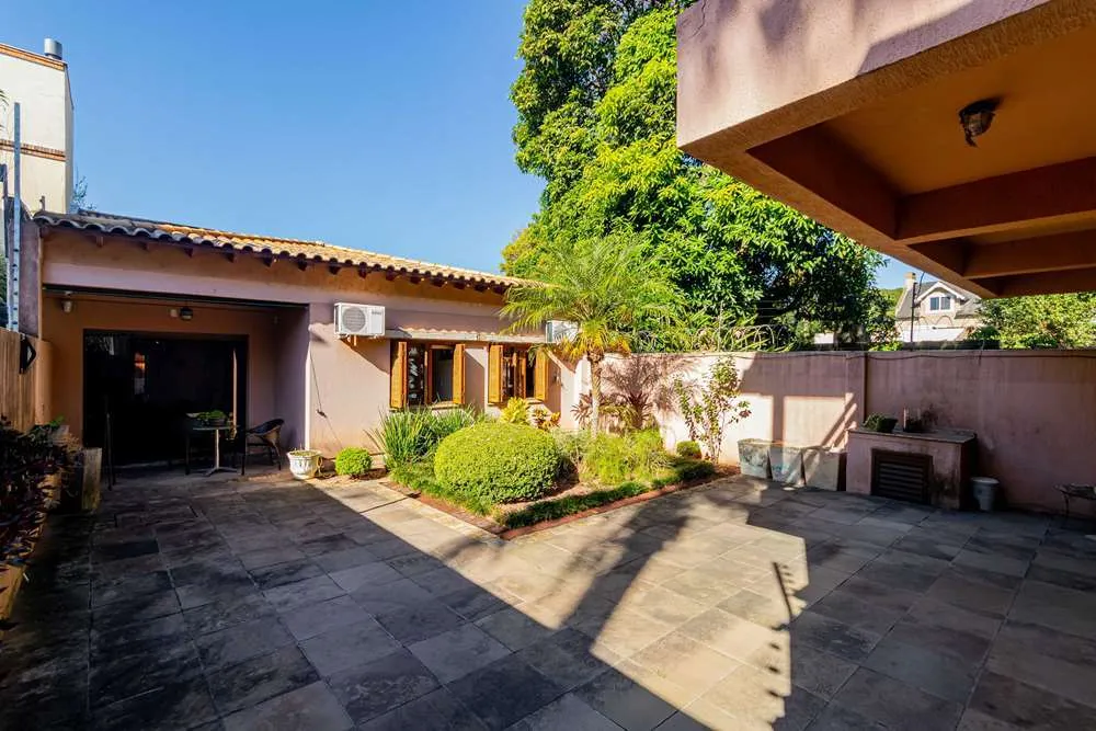 TSNDDF 429 Casa 612481066-215 - REMAX Andar de Cima Exclusividades TSNDDF 429 Casa 612481066-215 - REMAX Andar de Cima Exclusividades