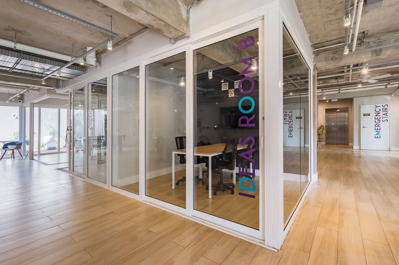 NB Living Smart Studio Apto 710 - Valpi Dações