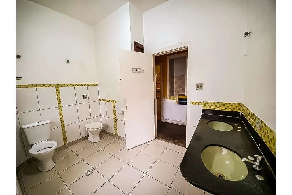 BVSB 30 601241006-22 - REMAX Ville Exclusividades BVSB 30 601241006-22 - REMAX Ville Exclusividades