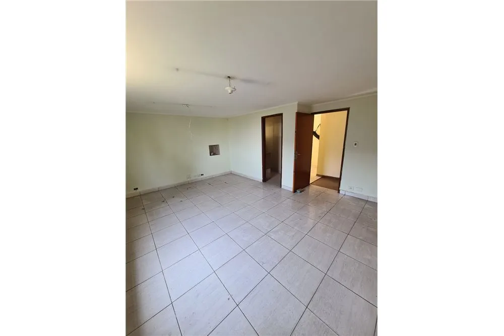 VRHM 35 Casa 602051002-2 - REMAX B Loyalty Exclusividades VRHM 35 Casa 602051002-2 - REMAX B Loyalty Exclusividades