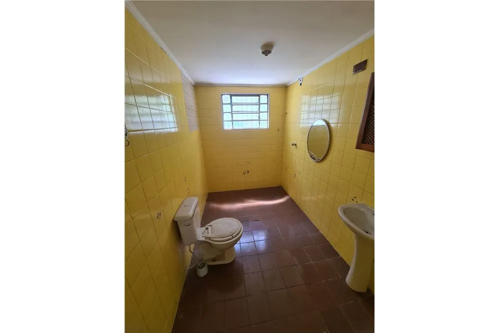 VRHM 35 Casa 602051002-2 - REMAX B Loyalty Exclusividades VRHM 35 Casa 602051002-2 - REMAX B Loyalty Exclusividades