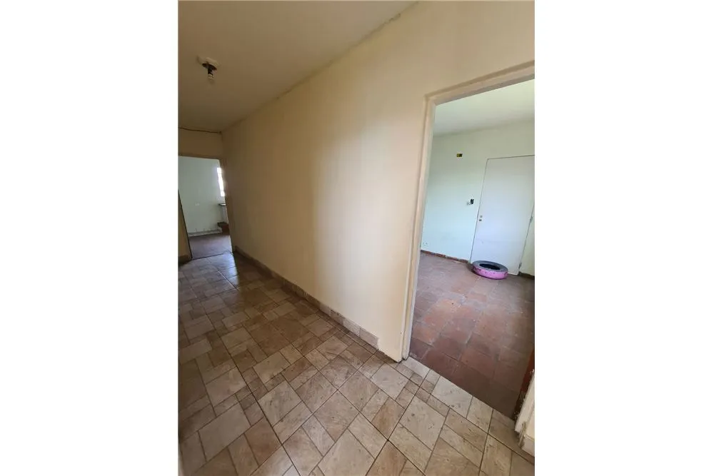 VRHM 35 Casa 602051002-2 - REMAX B Loyalty Exclusividades VRHM 35 Casa 602051002-2 - REMAX B Loyalty Exclusividades