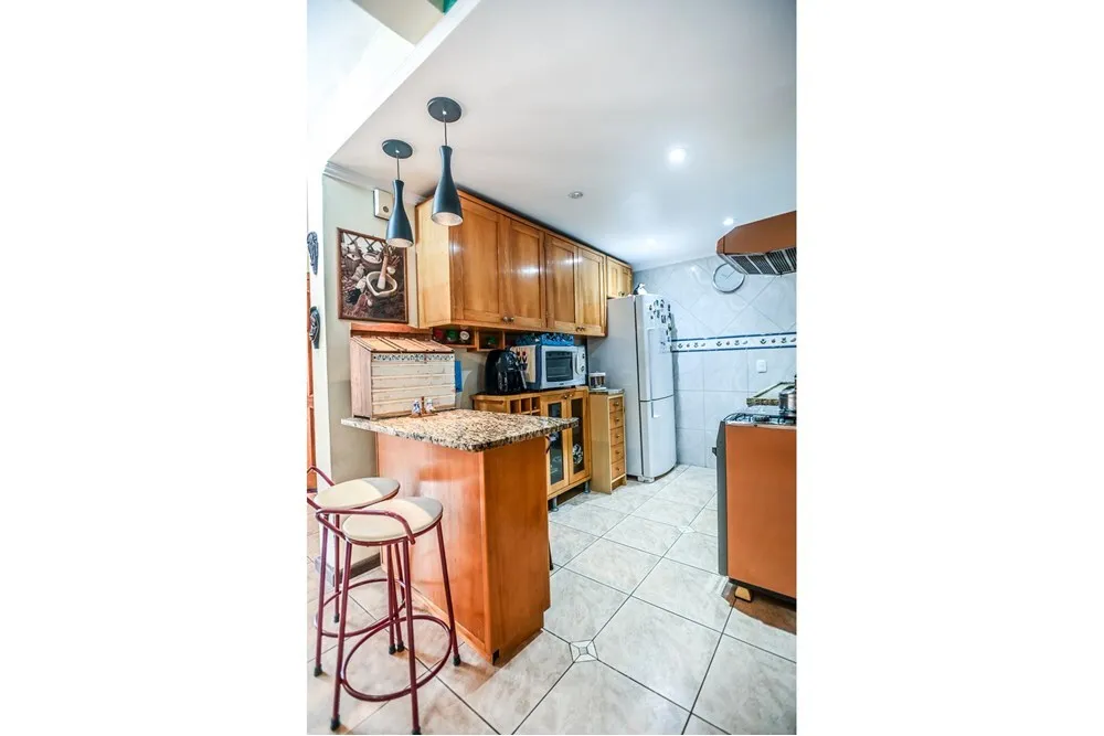 SPPDS 172 Casa 612481037-67 - REMAX Andar de Cima Exclusividades SPPDS 172 Casa 612481037-67 - REMAX Andar de Cima Exclusividades