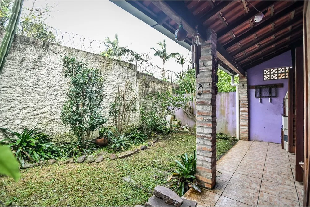 SPPDS 172 Casa 612481037-67 - REMAX Andar de Cima Exclusividades SPPDS 172 Casa 612481037-67 - REMAX Andar de Cima Exclusividades