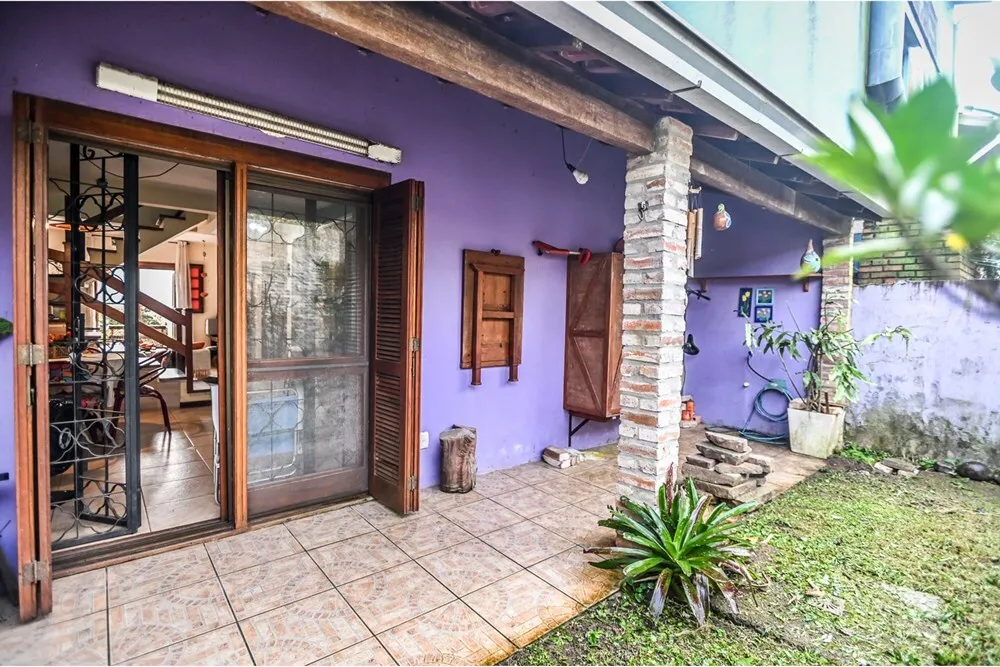 SPPDS 172 Casa 612481037-67 - REMAX Andar de Cima Exclusividades SPPDS 172 Casa 612481037-67 - REMAX Andar de Cima Exclusividades