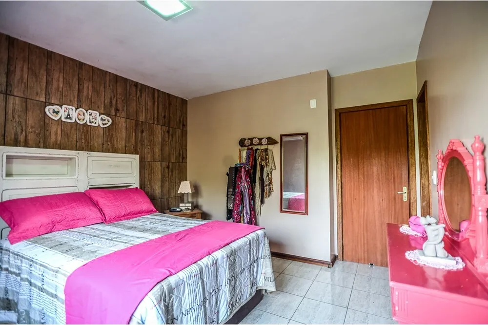 SPPDS 172 Casa 612481037-67 - REMAX Andar de Cima Exclusividades SPPDS 172 Casa 612481037-67 - REMAX Andar de Cima Exclusividades