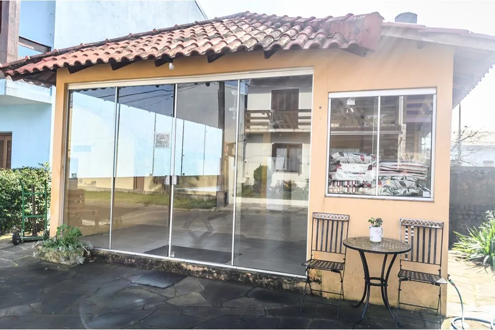 SPPDS 172 Casa 612481037-67 - REMAX Andar de Cima Exclusividades SPPDS 172 Casa 612481037-67 - REMAX Andar de Cima Exclusividades