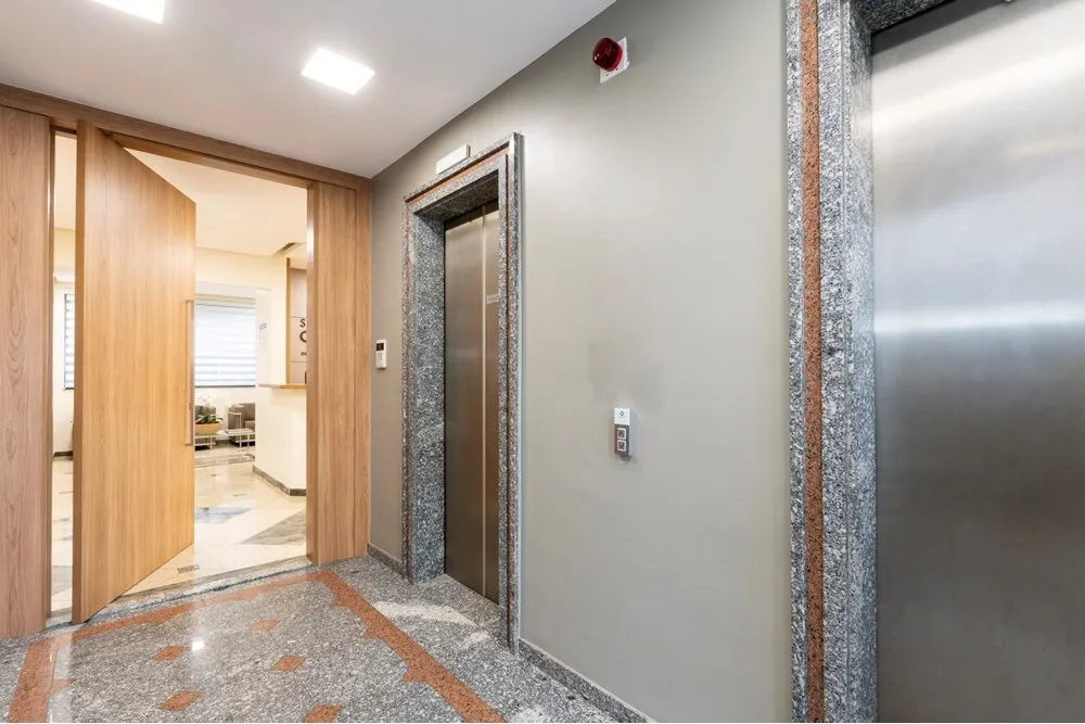 IBT 100 Sala 601241007-32 - REMAX Ville Exclusividades
