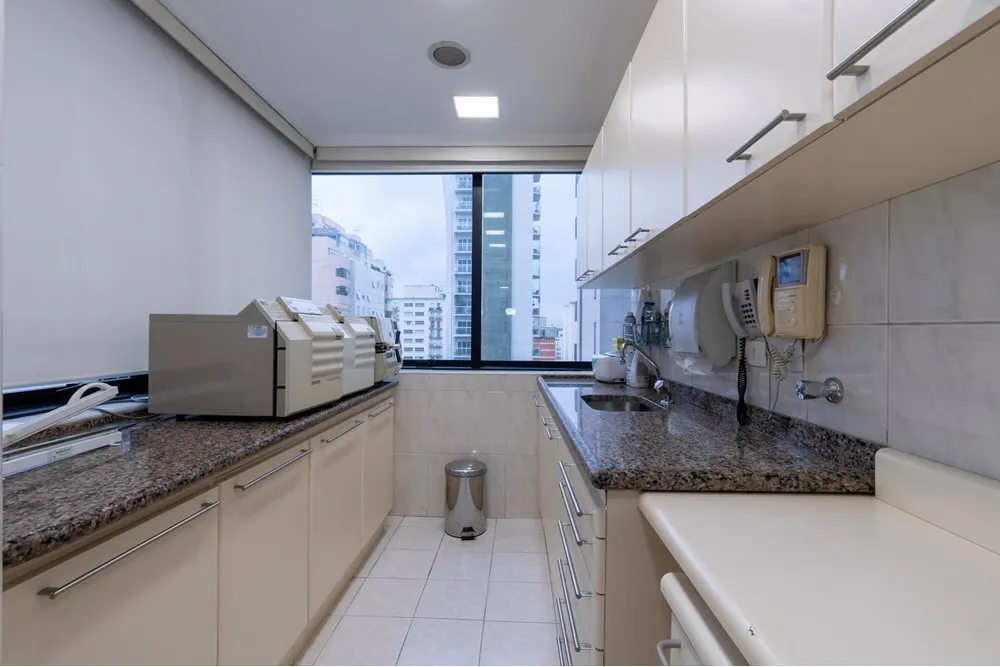 IBT 100 Sala 601241007-32 - REMAX Ville Exclusividades