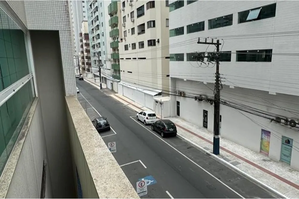 C2 306 Apto 590231010-95 - REMAX Dream On Exclusividades
