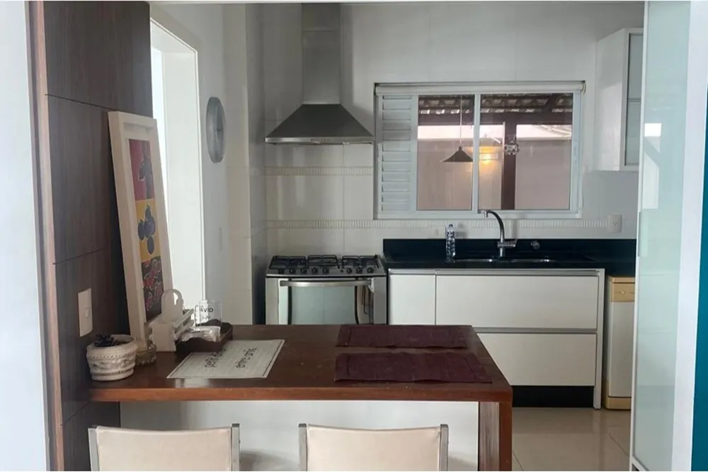 C2 306 Apto 590231010-95 - REMAX Dream On Exclusividades