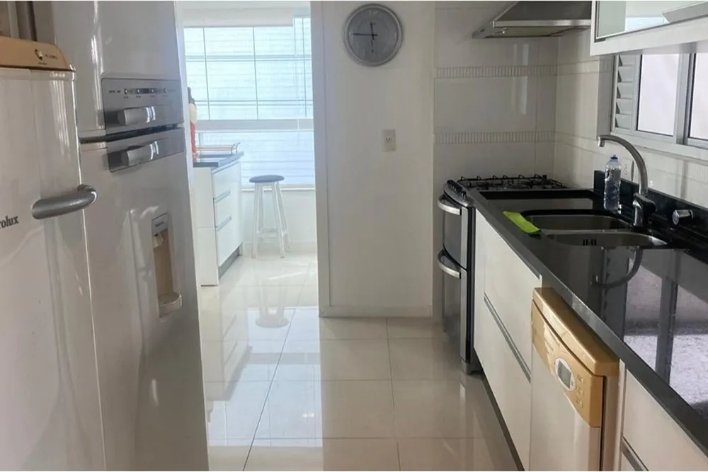 C2 306 Apto 590231010-95 - REMAX Dream On Exclusividades