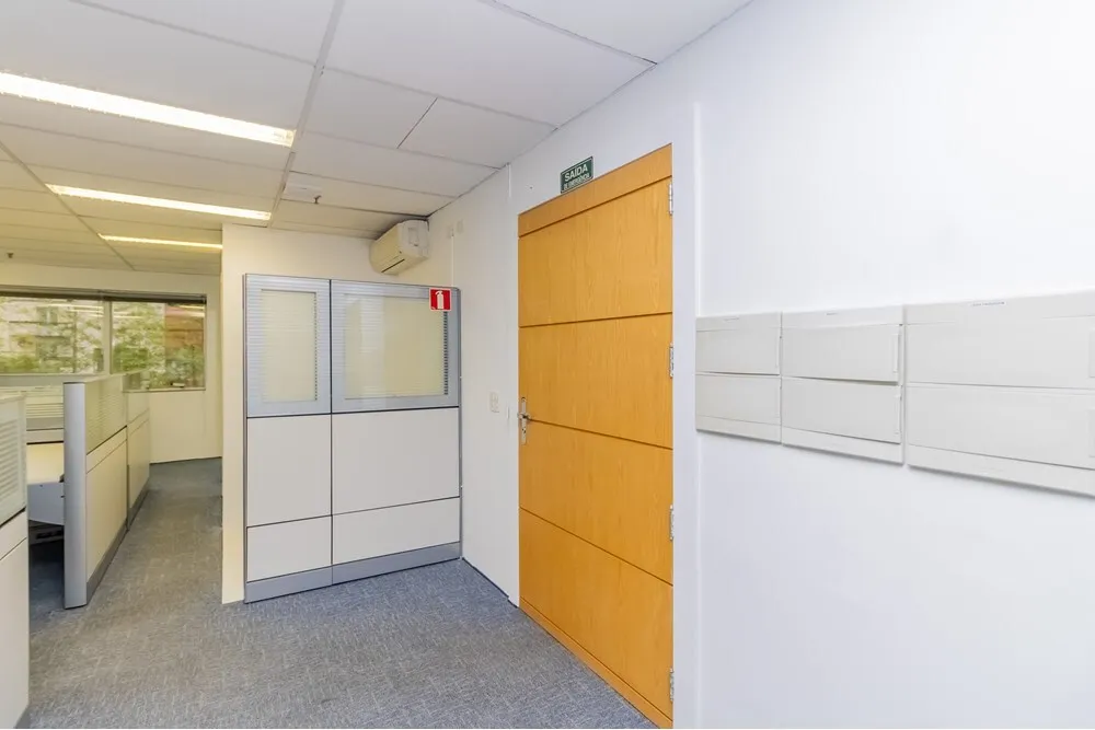 PCD 184 Sala 630331089-4 - REMAX Comunità Exclusividades PCD 184 Sala 630331089-4 - REMAX Comunità Exclusividades