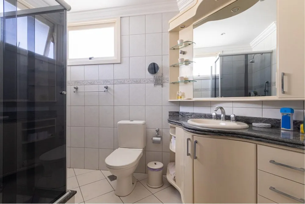 BV1DJ 225 Casa 612481082-25 - REMAX Andar de Cima Exclusividades BV1DJ 225 Casa 612481082-25 - REMAX Andar de Cima Exclusividades