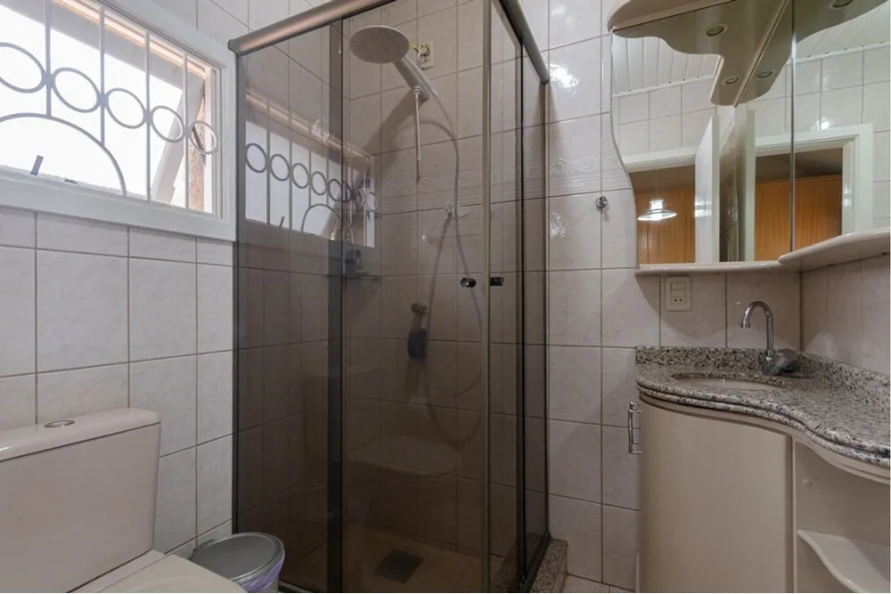 BV1DJ 225 Casa 612481082-25 - REMAX Andar de Cima Exclusividades BV1DJ 225 Casa 612481082-25 - REMAX Andar de Cima Exclusividades