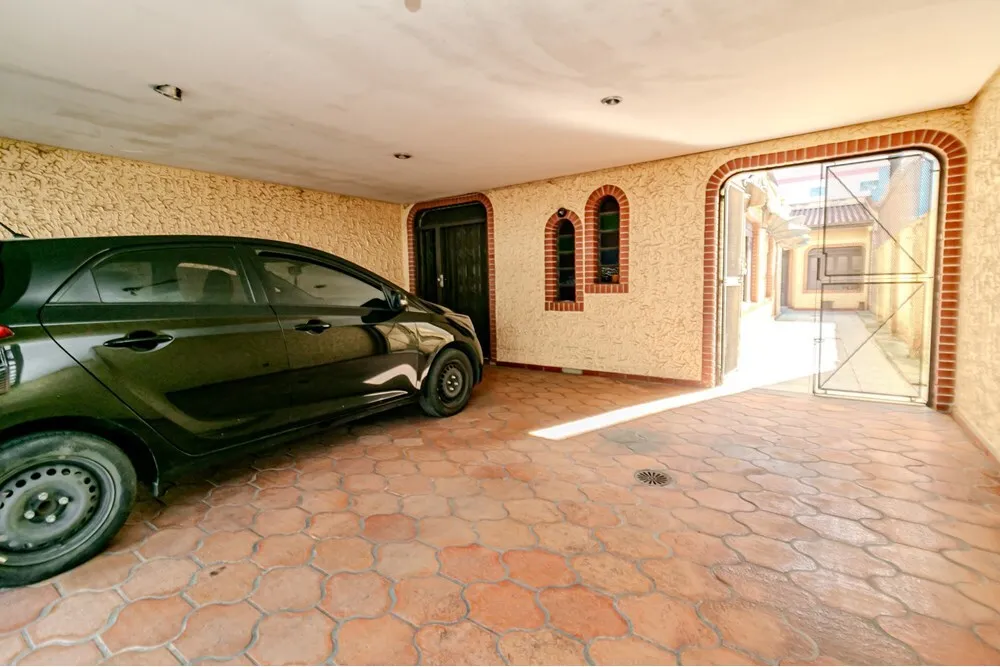 PDDEC 275 Casa 612521014-70 - REMAX Place Exclusividades PDDEC 275 Casa 612521014-70 - REMAX Place Exclusividades